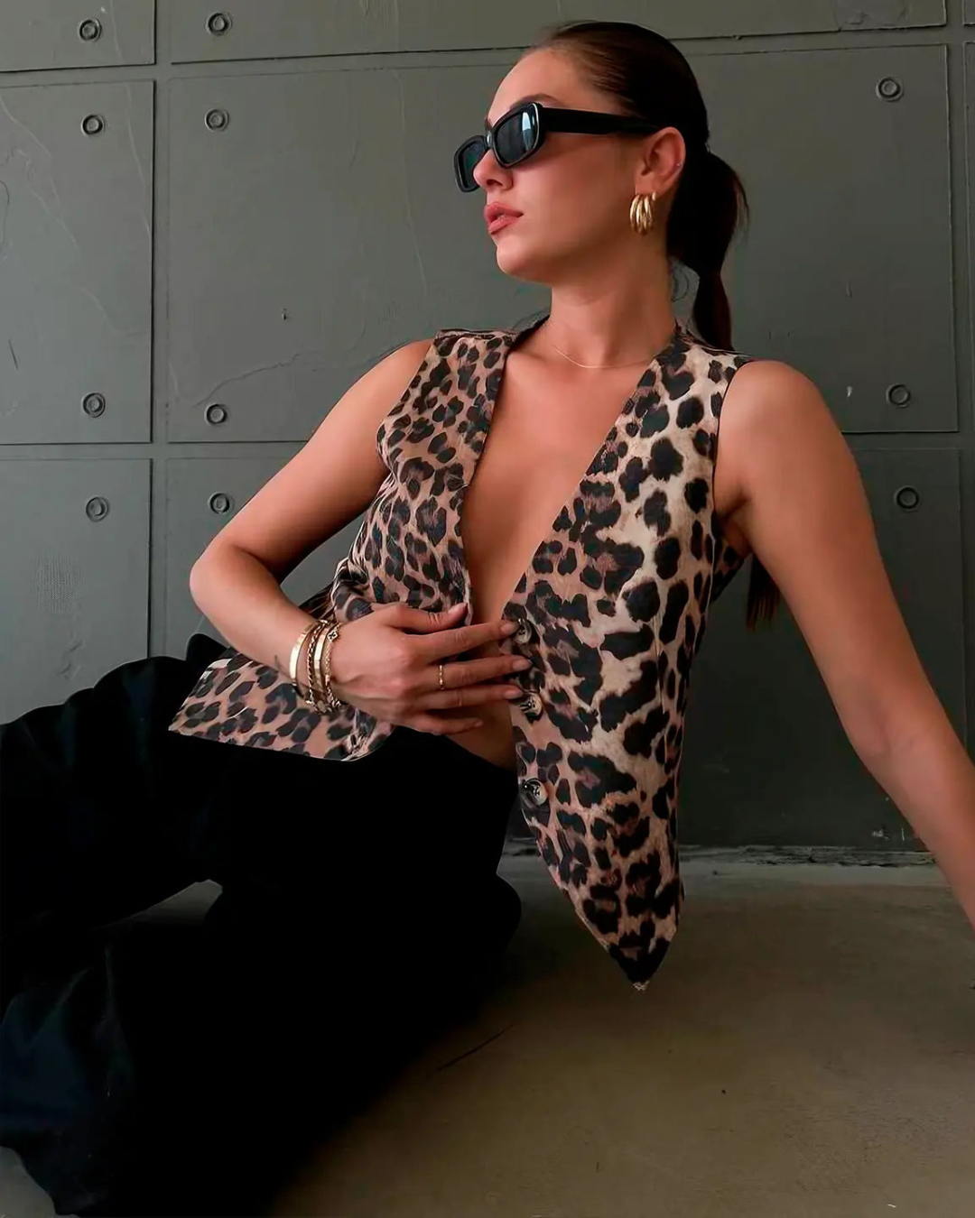 Modelo Leopard Vest