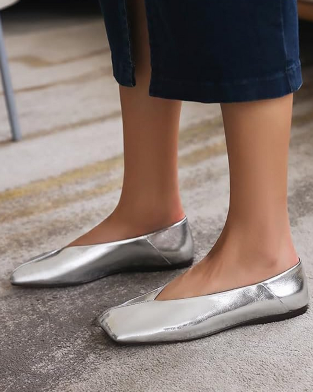 Moreno Italia Wide-Toe Ballet Flats