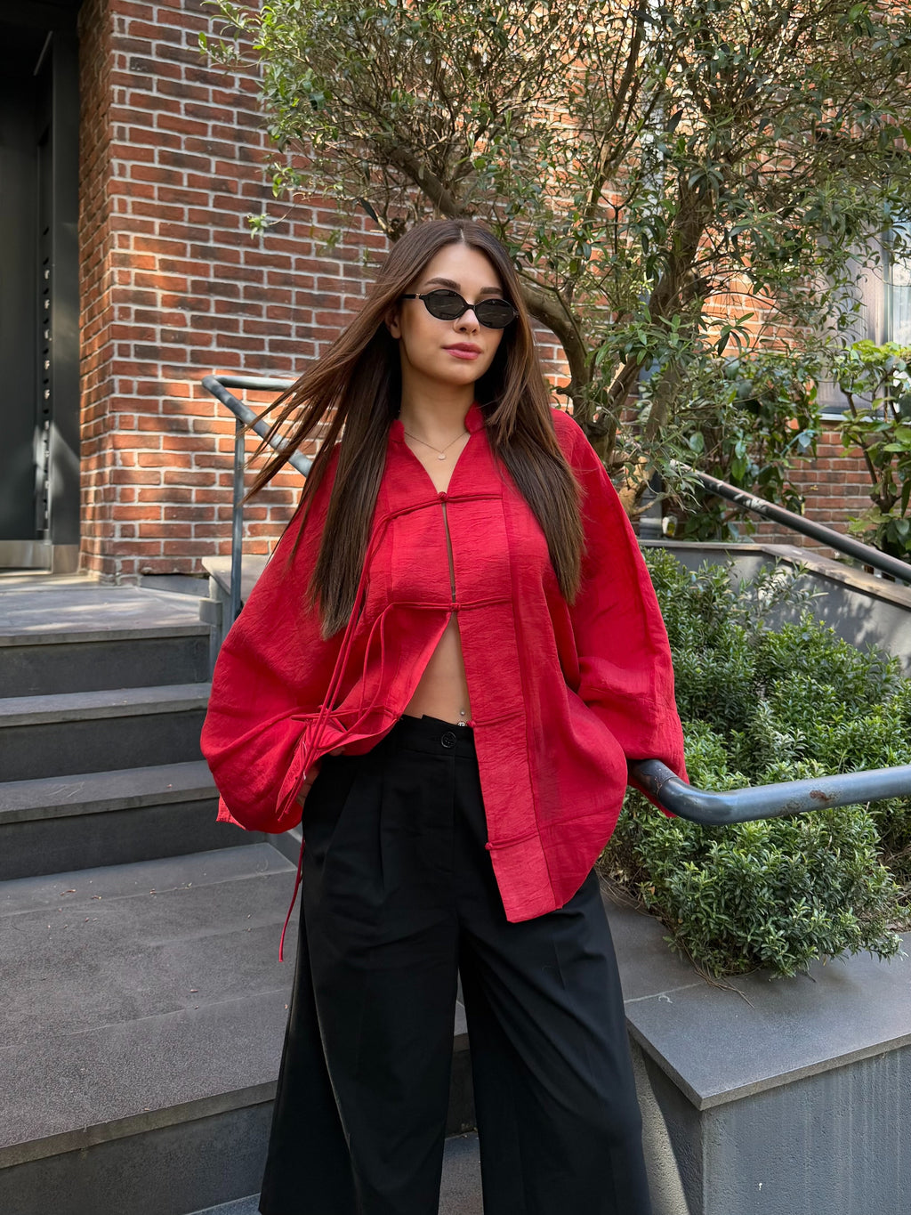 Ninon sheer kimono shirt in red
