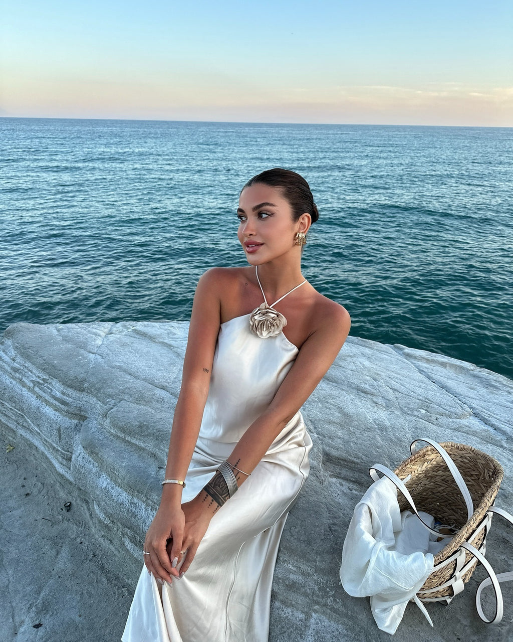 Kleid mit Applikation von Concorde &amp; Caviar