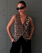 Modelo Leopard Vest