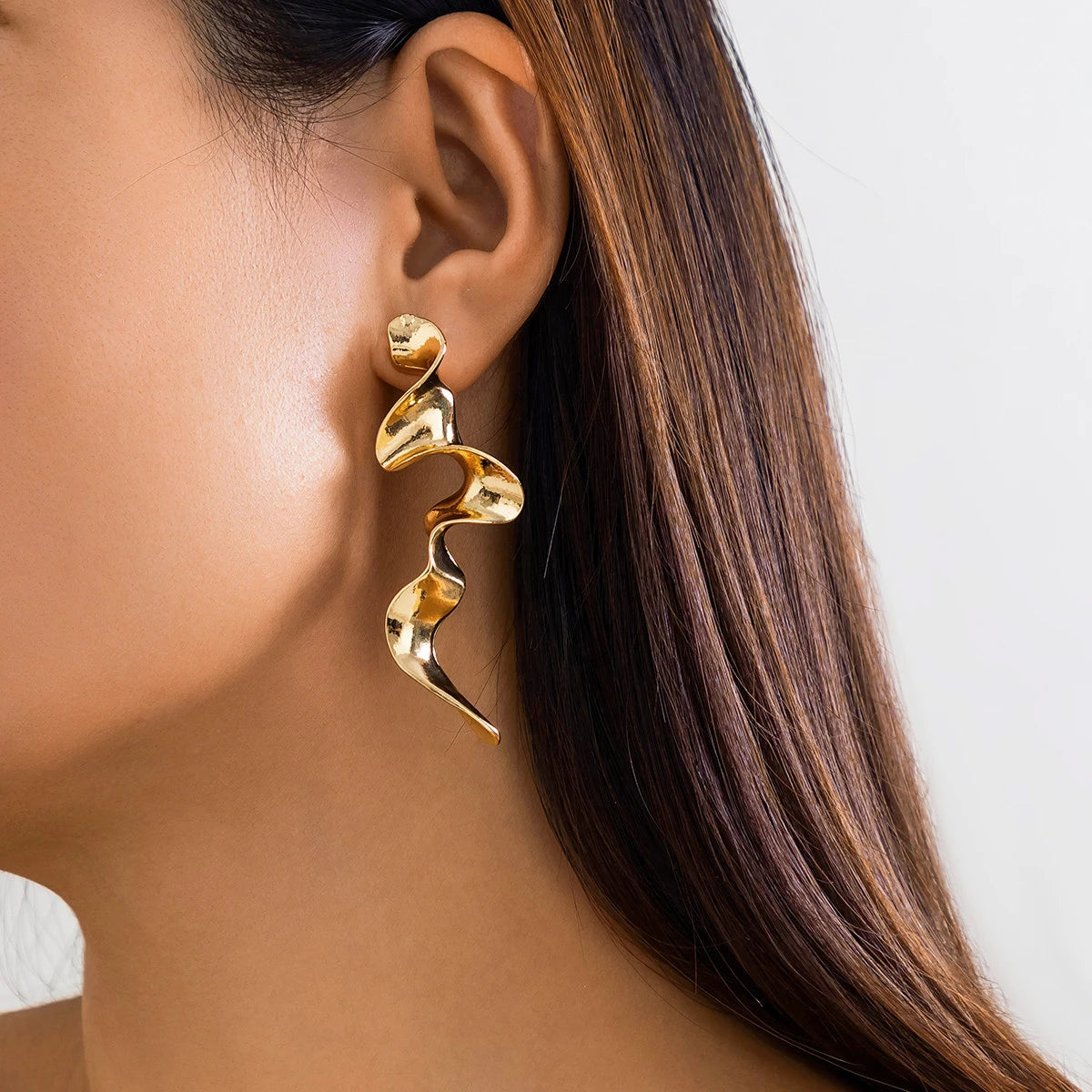 Coco & Verde Twist Earrings