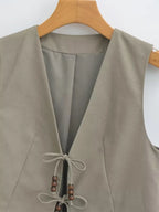 Diana Tricot Weste mit Bindeband vorne