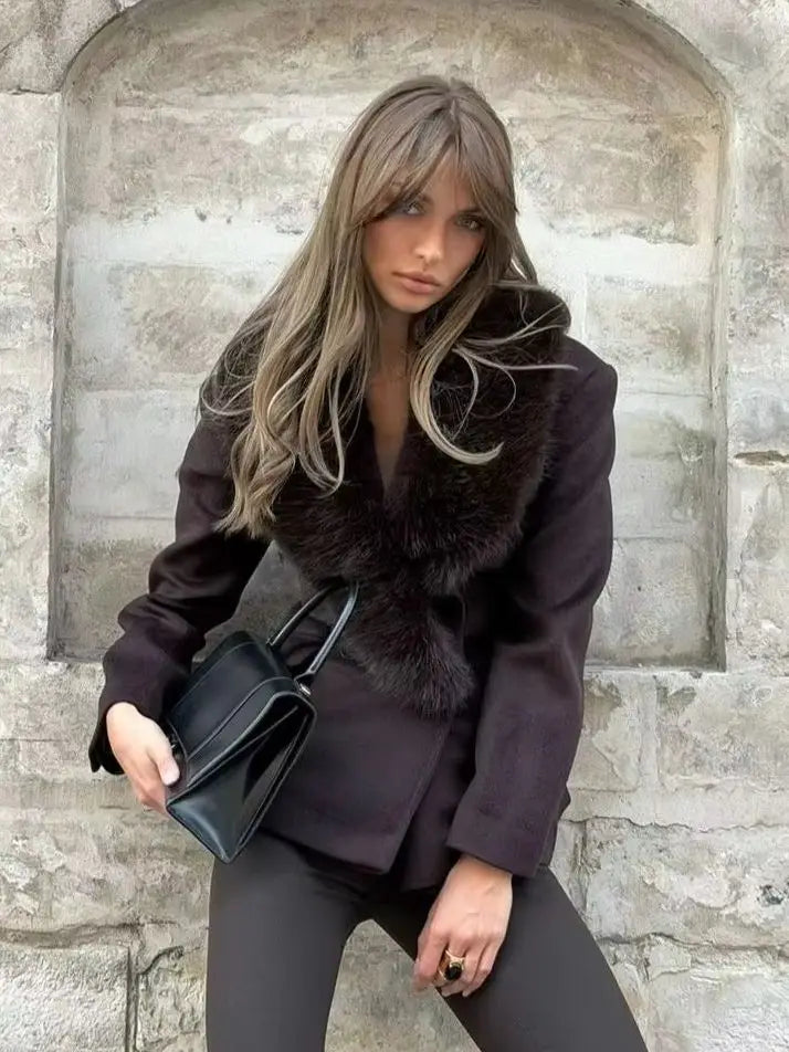 Banbury Faux Fur Collar Fitted Wool Coat - lifestyle