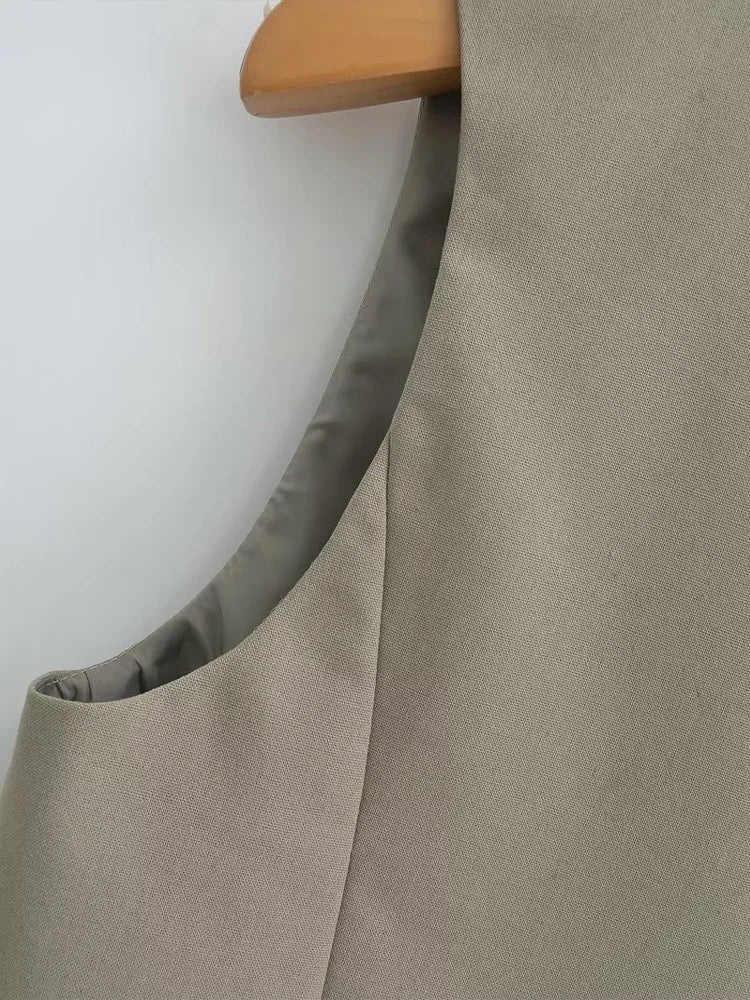 Diana Tricot Weste mit Bindeband vorne