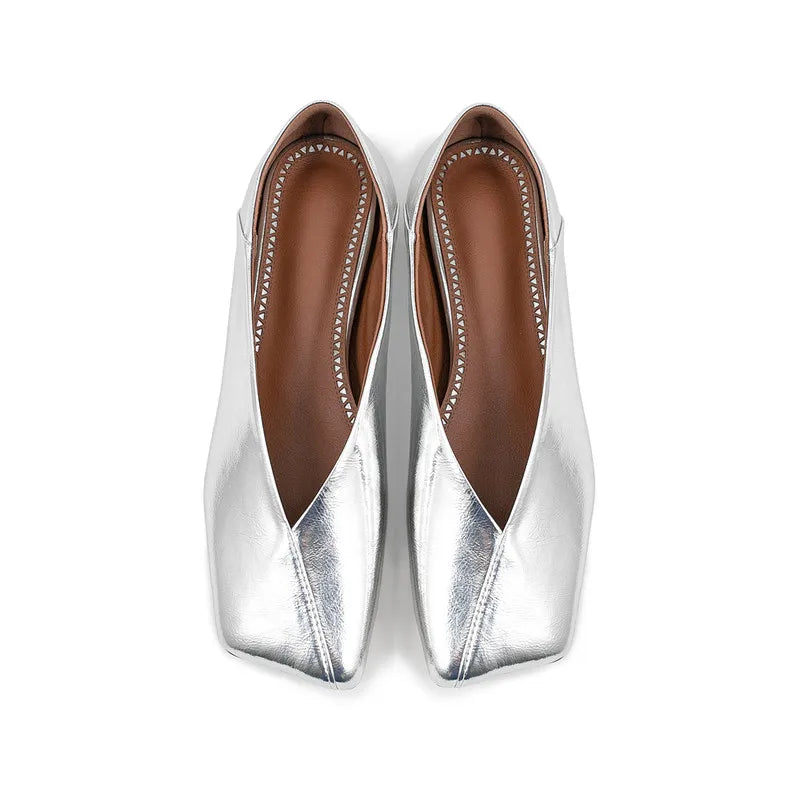 Moreno Italia Wide-Toe Ballet Flats