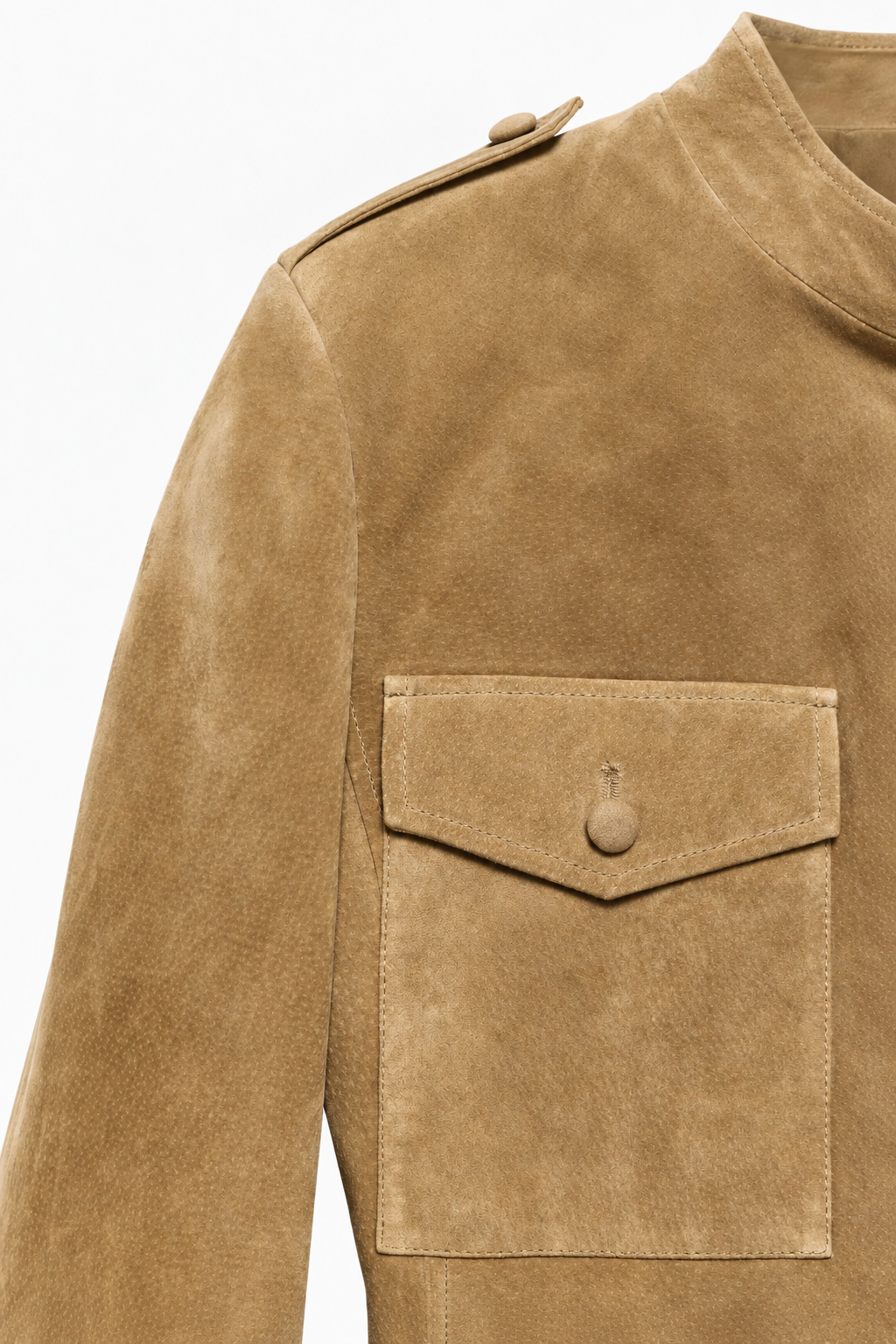 Banbury Military Suede Jacket in Camel – epaulette and pocket detail