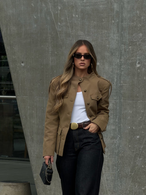 Banbury Safari Fitted Jacket in khaki