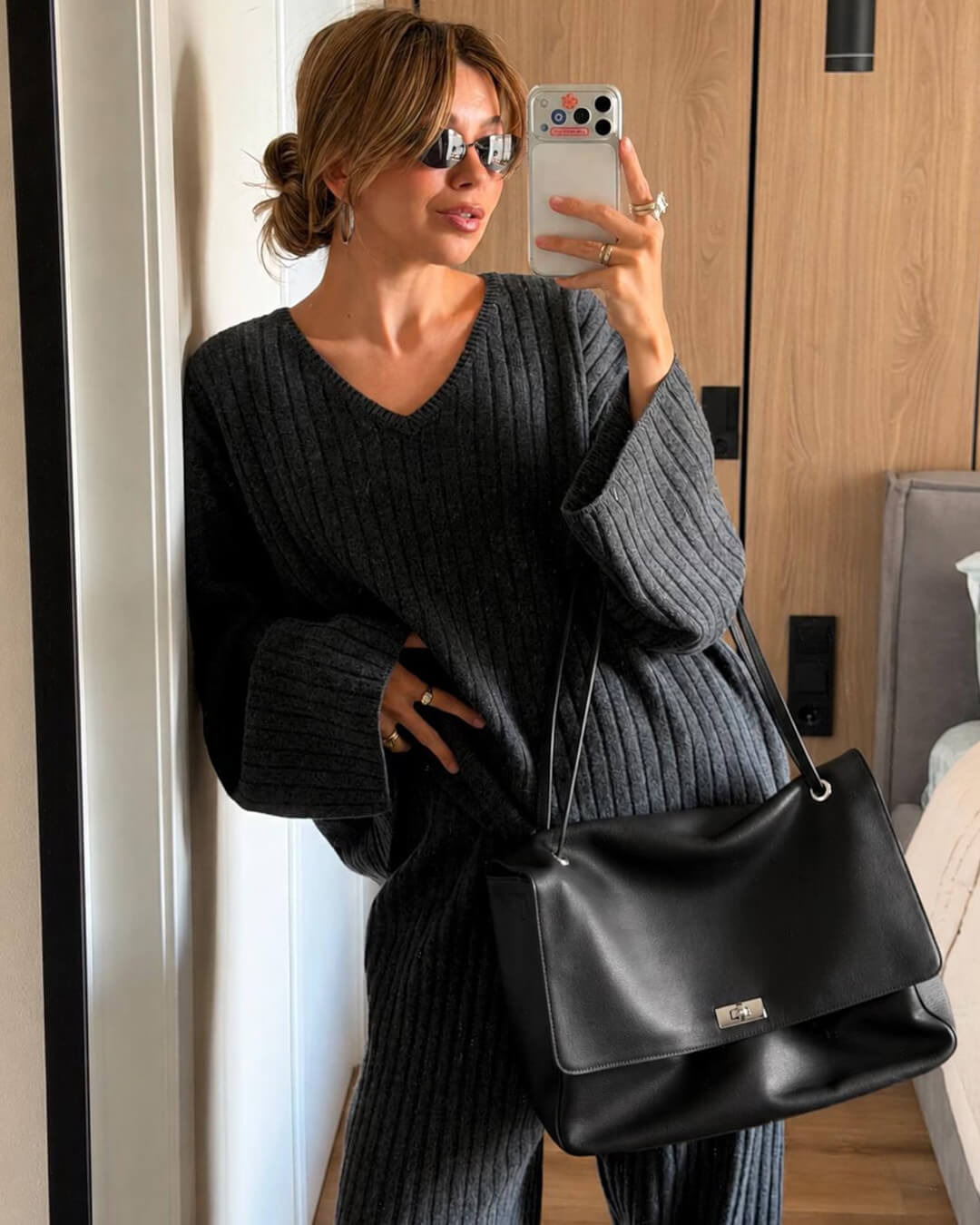 Clarisse Maxi Flap Shoulder Bag - Black