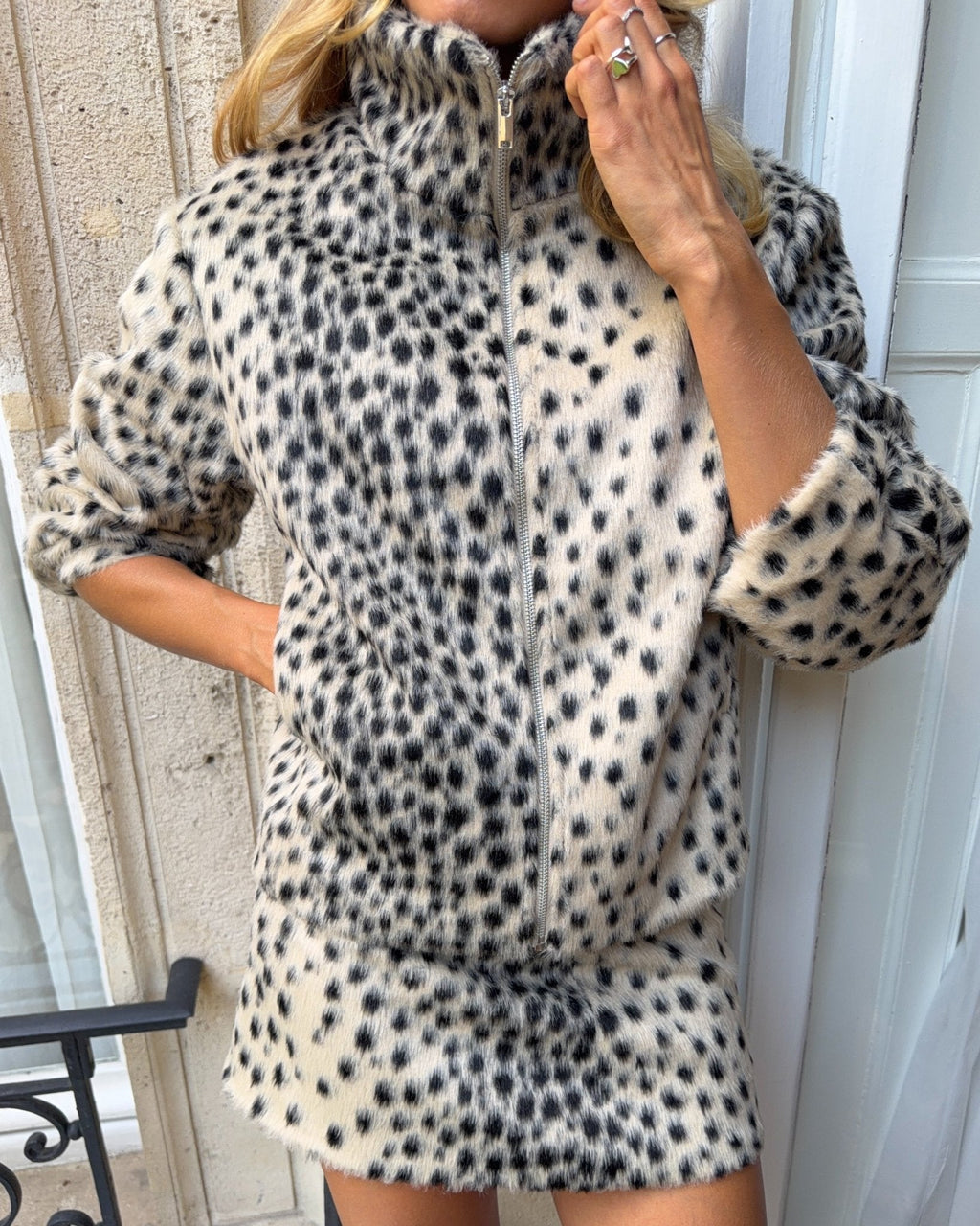 Ferryhill Leopard Faux Fur Set styled