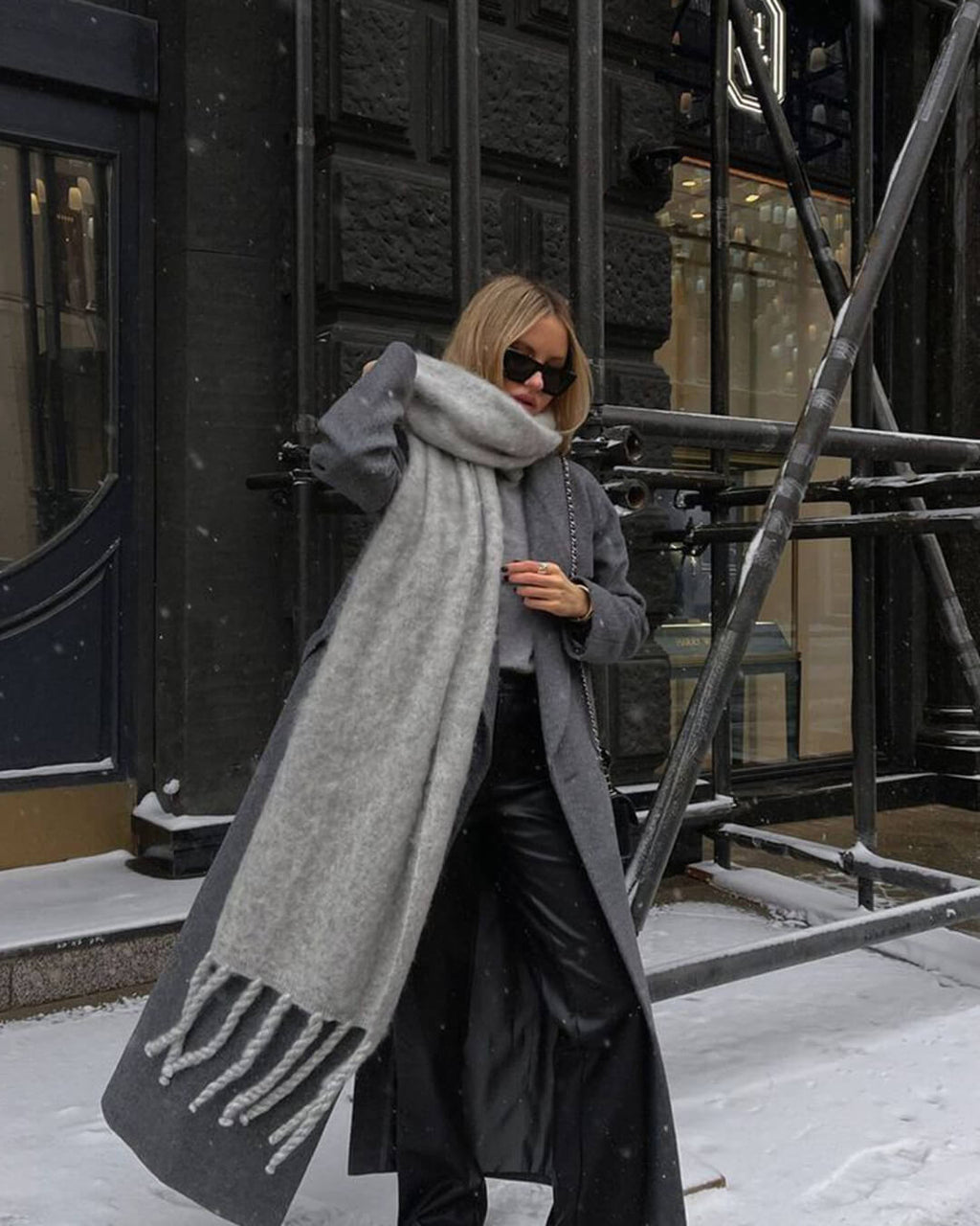 Céleste Tasseled Winter Scarf - Grey