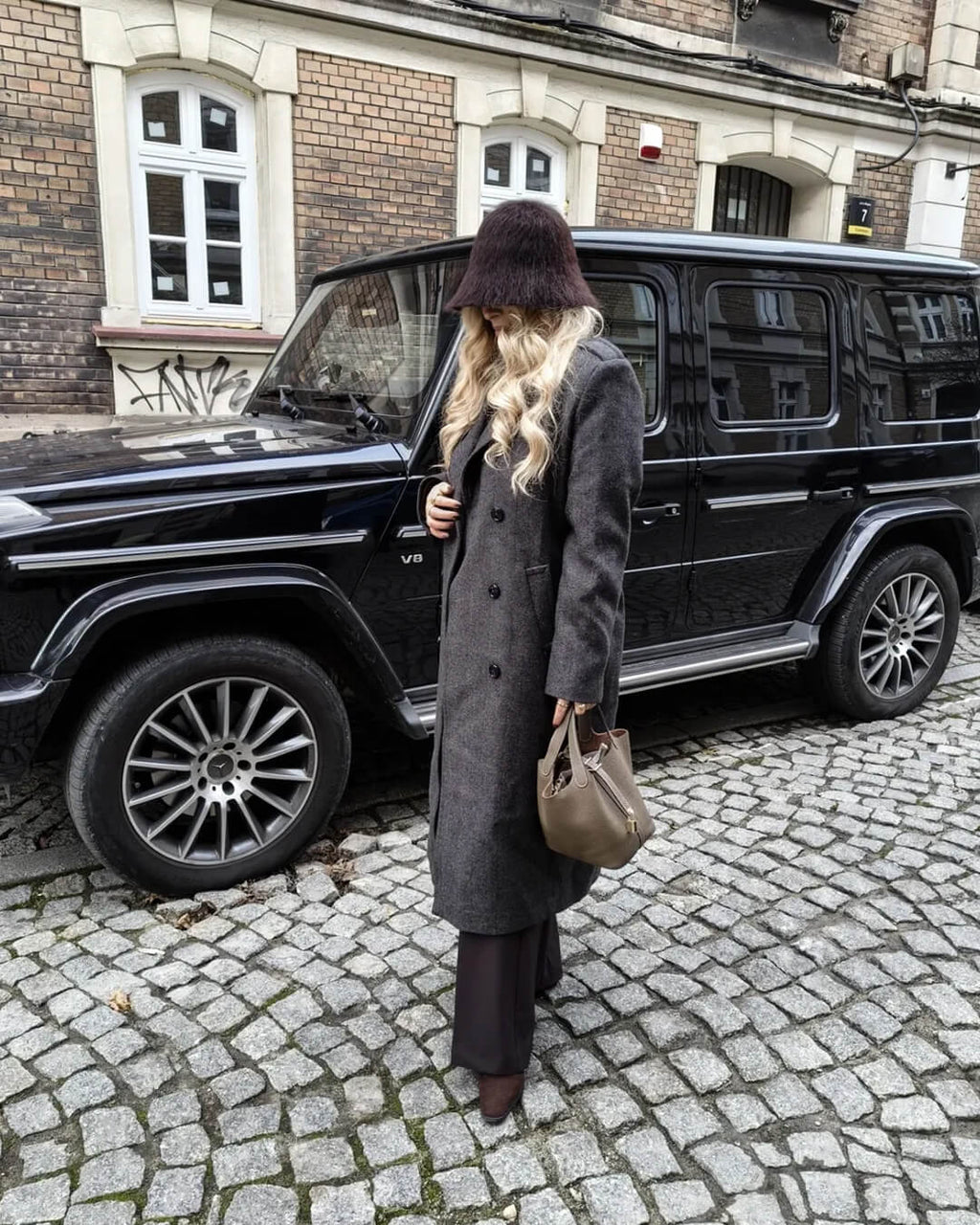 Margot Fuzzy Bucket Hat - Dark Brown