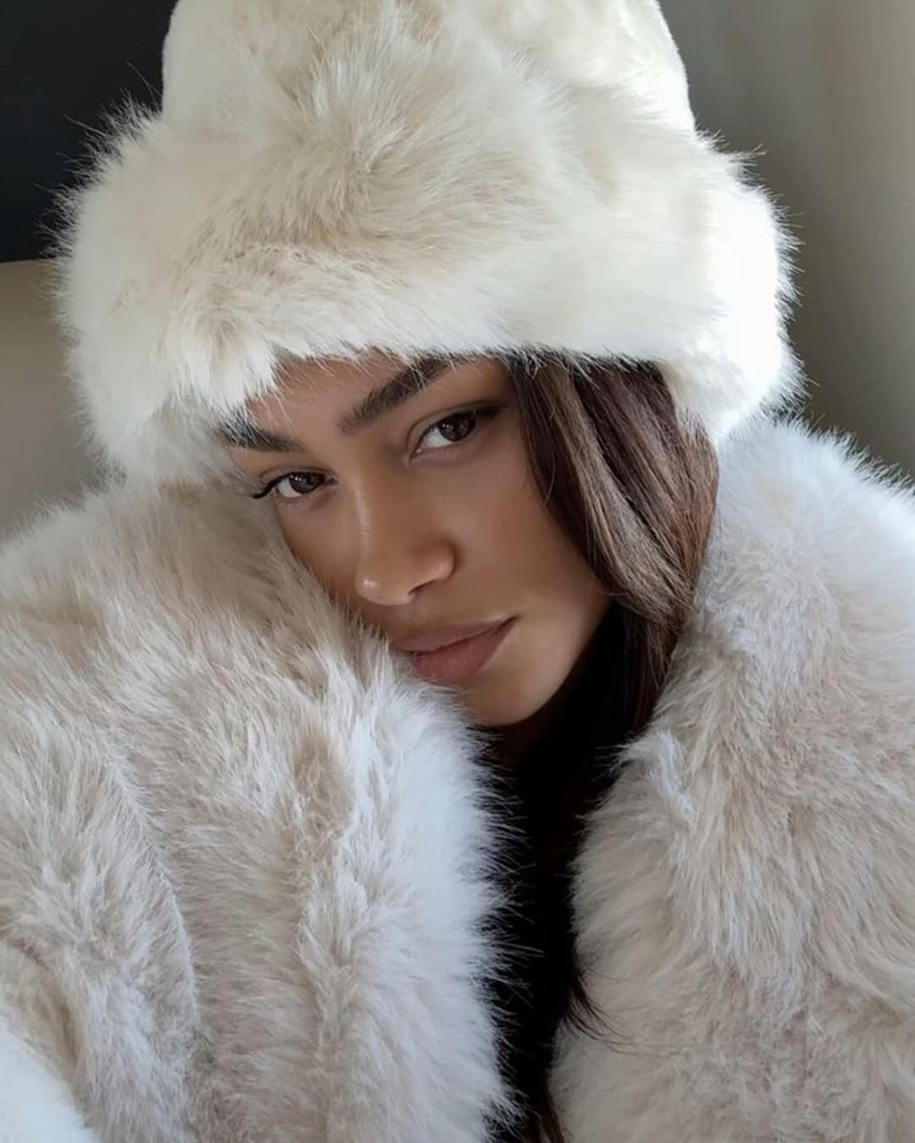 Odile Faux Fur Hat - White