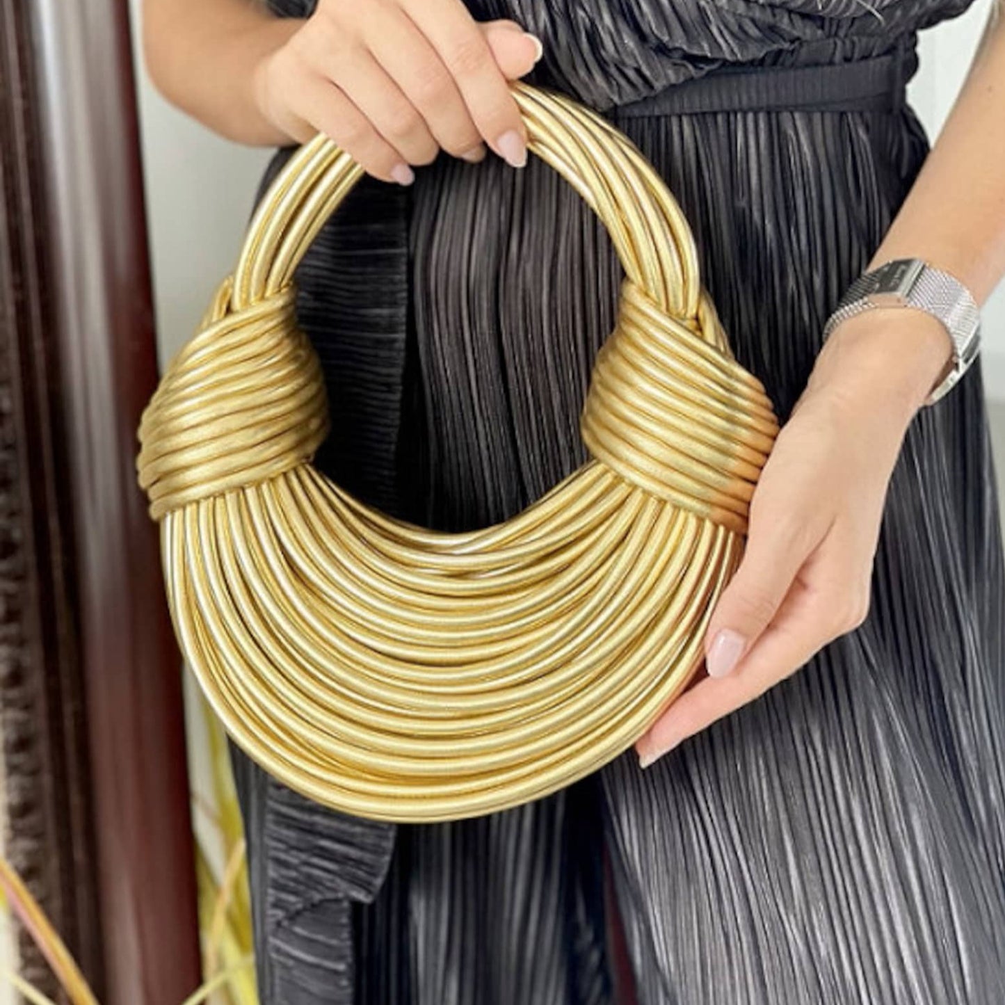 Serena knot bag